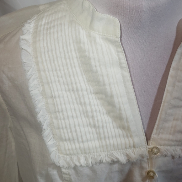 NWT Calvin Klein White Button Down Top Size Medium - Picture 4 of 9